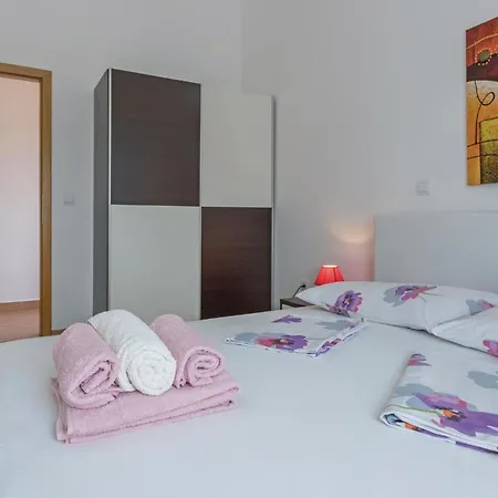 Apartment In Galizana