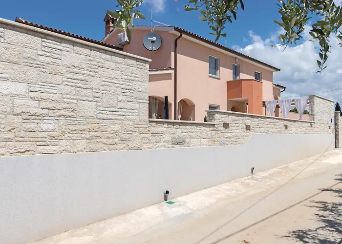 Apartament In *