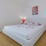 In Lägenhet