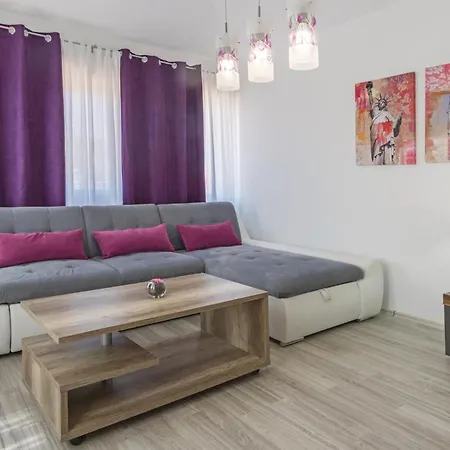 Awesome In With Kitchen *